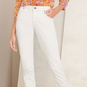 🌸 HAPPY SPRING SALE🌸Chico’s So Slimming hi waist-cream colored jeans